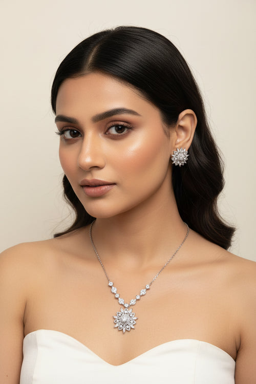 Minimal Silver Chain Necklace